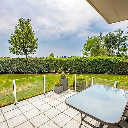 Szálloda With Spacious Terrace Middelkerke